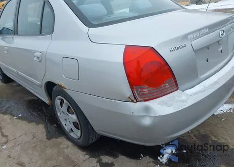 2005 Hyundai Elantra Gls/Gt from USA, damaged, VIN KMHDN46D35U006147